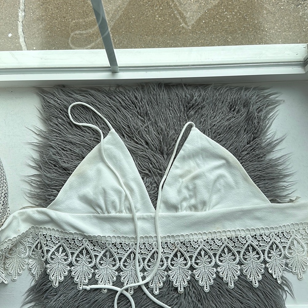 Size large lace detailing tie up white bralette top